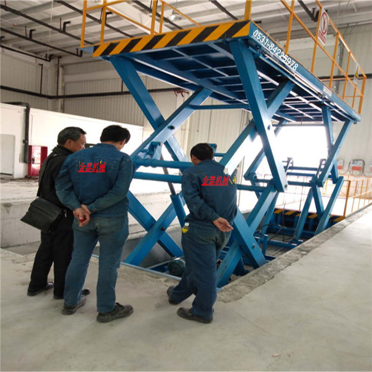 滨州12米10米升降机厂家销售 安全耐用 金泰品牌