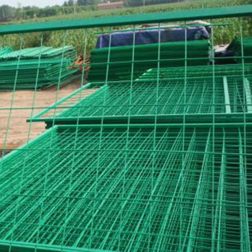 秦皇岛 专业生产护栏网1.8m x 3m 绿色