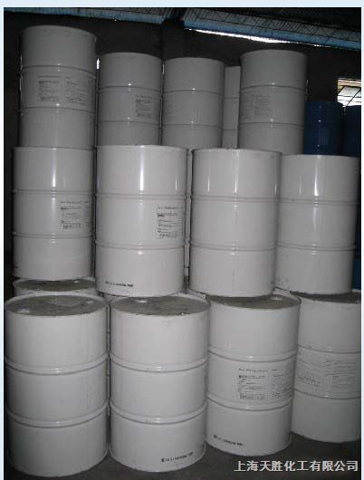 供应原装进口硅PU球场材料环保型除水剂