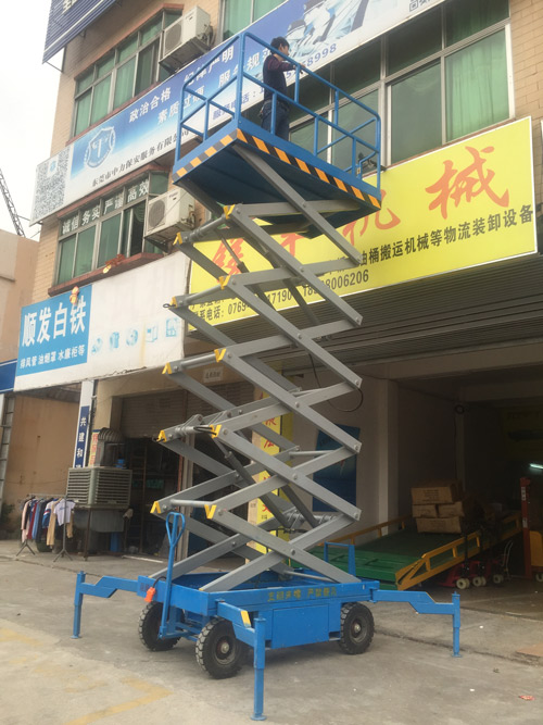 清远固定式升降货梯 广州导轨式升降货梯