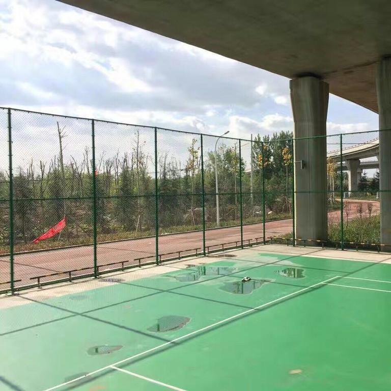球场围网 供应低碳篮球场围网厂家批发优质球场围网体育场围网