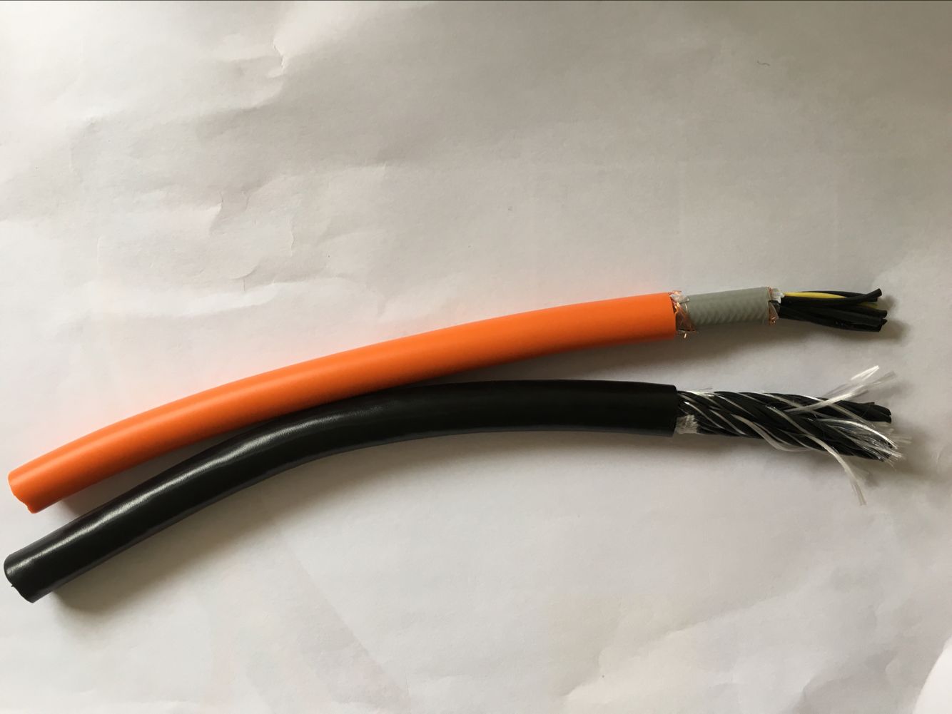 拖链电缆，可以选择上海昭朔，专业电线电缆生产厂家