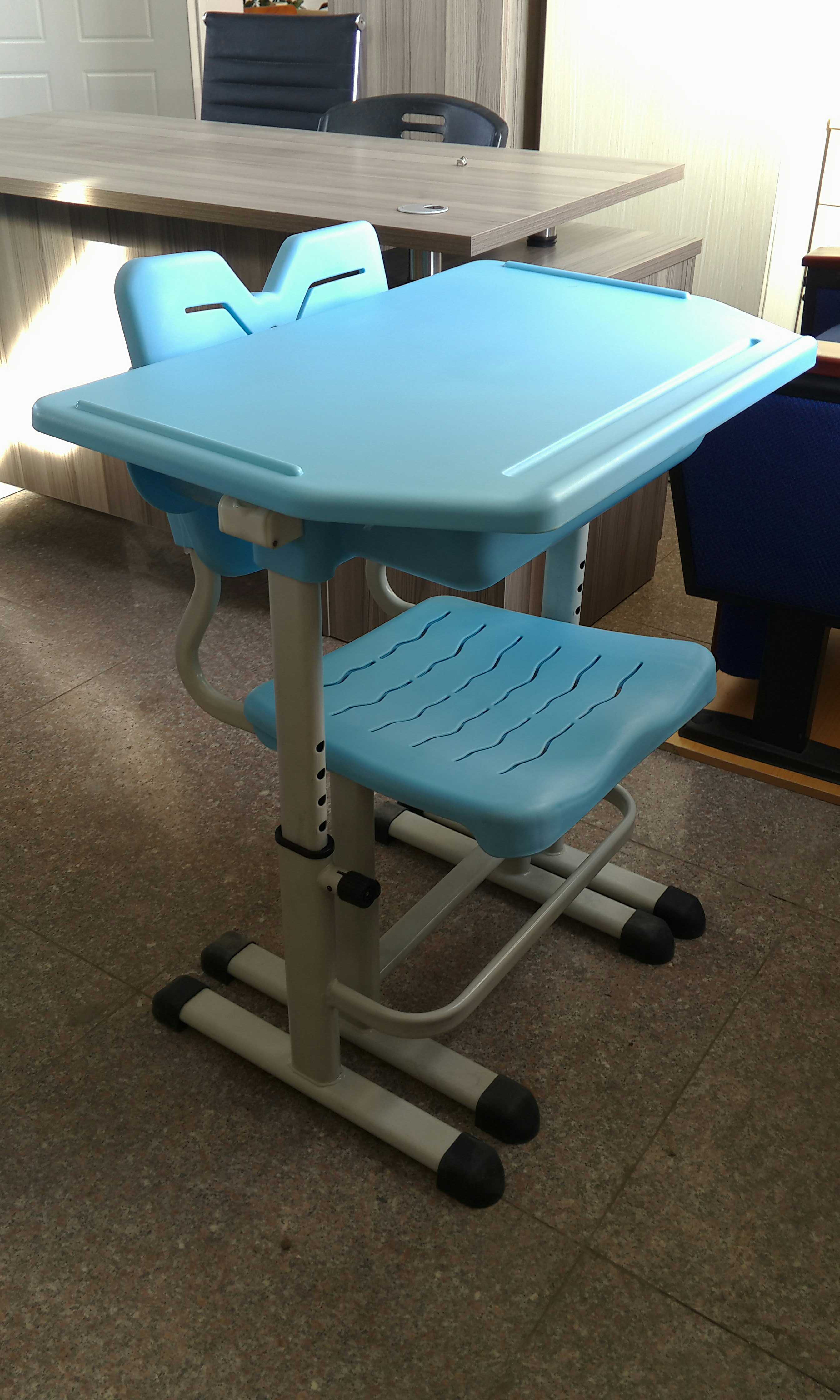 常规课桌椅ABS塑料课桌椅学生可调节高矮桌椅