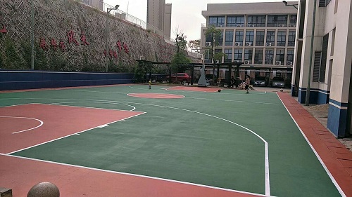 柳州篮球场改造-就找轩彩体育小杨