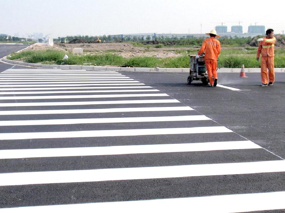 郑州新郑道路交通标线导向车道线道路交通地面标线性价比