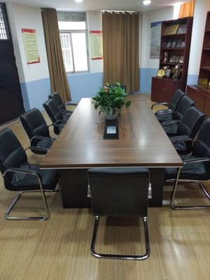 苏州办公桌椅，三聚氰胺板，密度板，多层板工厂直销