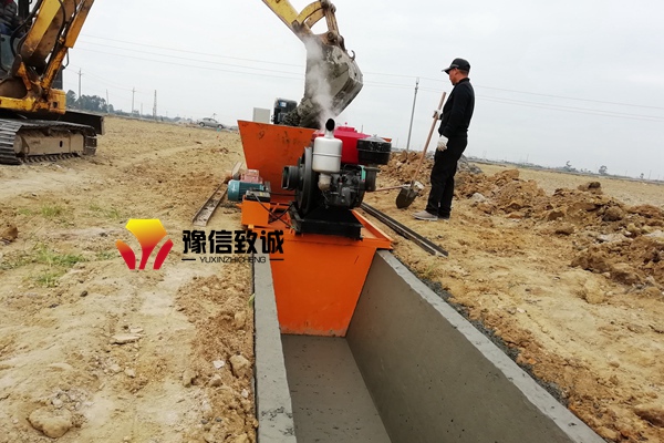 排水沟自动建造机沟渠自走成型机