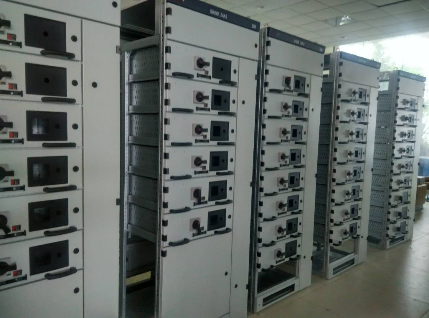 GCS型配电柜符合国标要求制作安装/低压开关柜GCS抽屉柜
