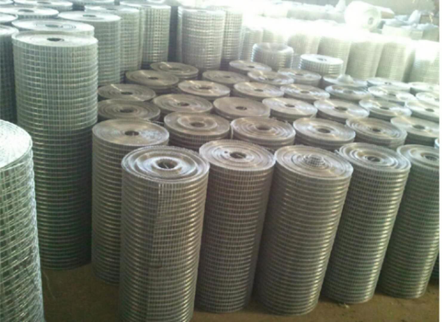 养殖电焊网长春钢丝网防锈养殖电焊网生产厂家庆中