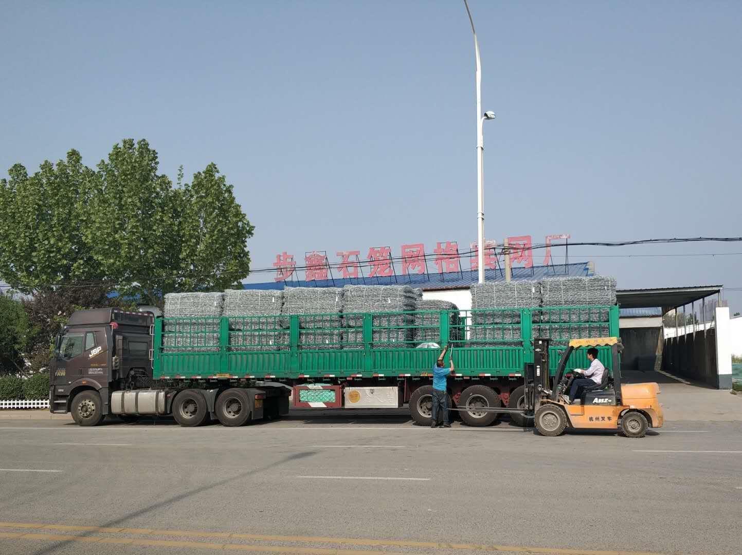 上海镀锌石笼网厂家