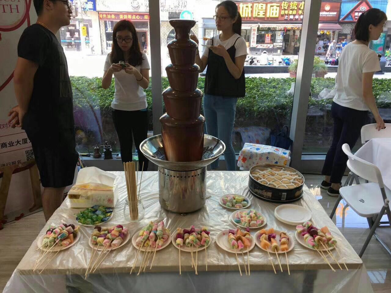 上海出租巧克力喷泉机租赁服务