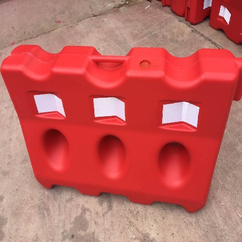 买价格公道的广西防撞桶当然是到广西畅路安了|钦州塑料防撞桶