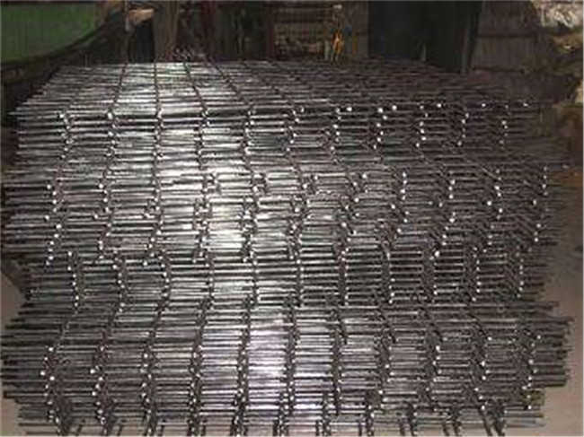青海海东螺纹钢网片排焊机厂家供货