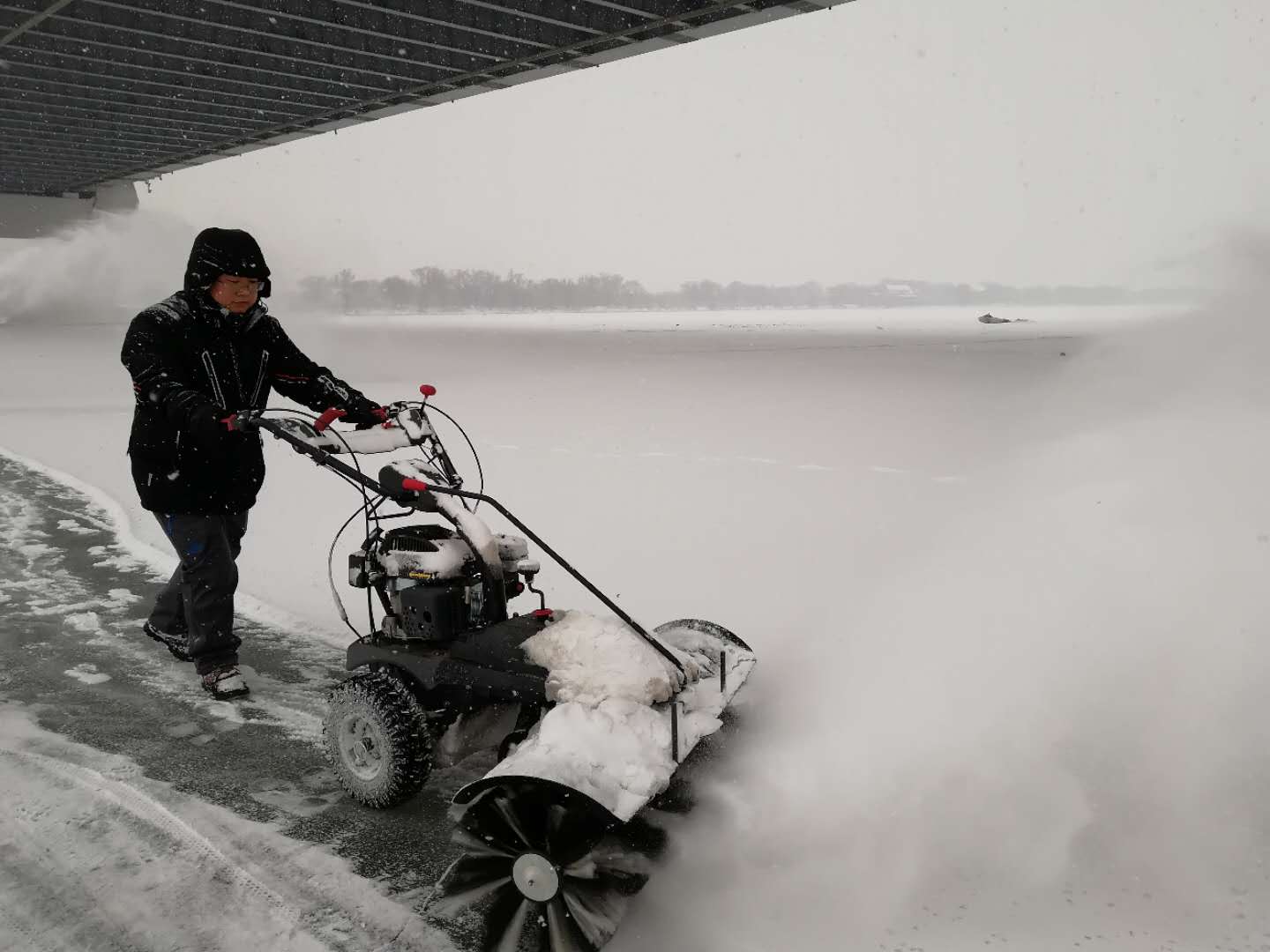 新款FH-65100B自动扫雪机 道路清扫雪设备