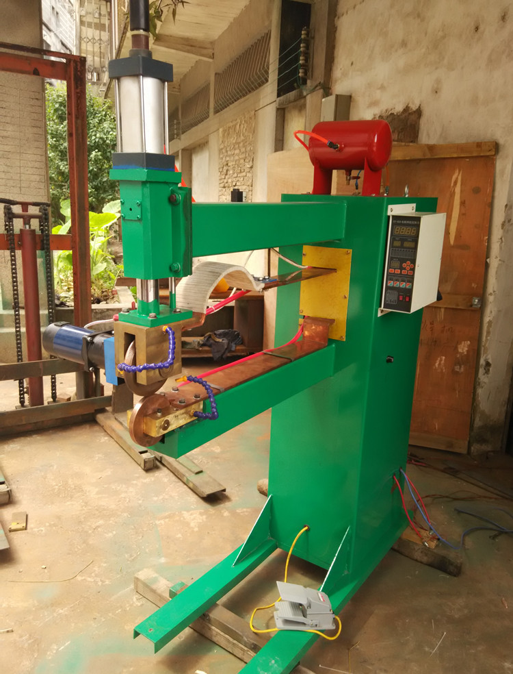 甘肃厂家直销铁制品缝焊机滚焊机