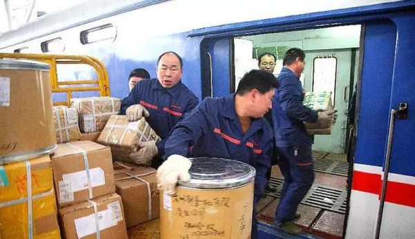 深圳中铁快运托运冰箱、洗衣机、空调、电脑怎样收费
