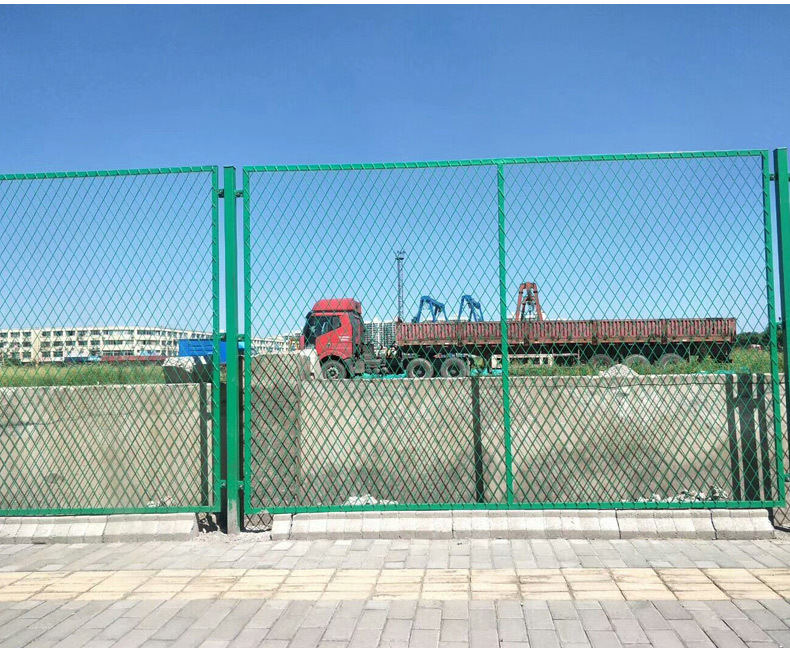 直销低价 喷塑反光 1.2米施工安全防护栏 建筑工地隔离栏杆