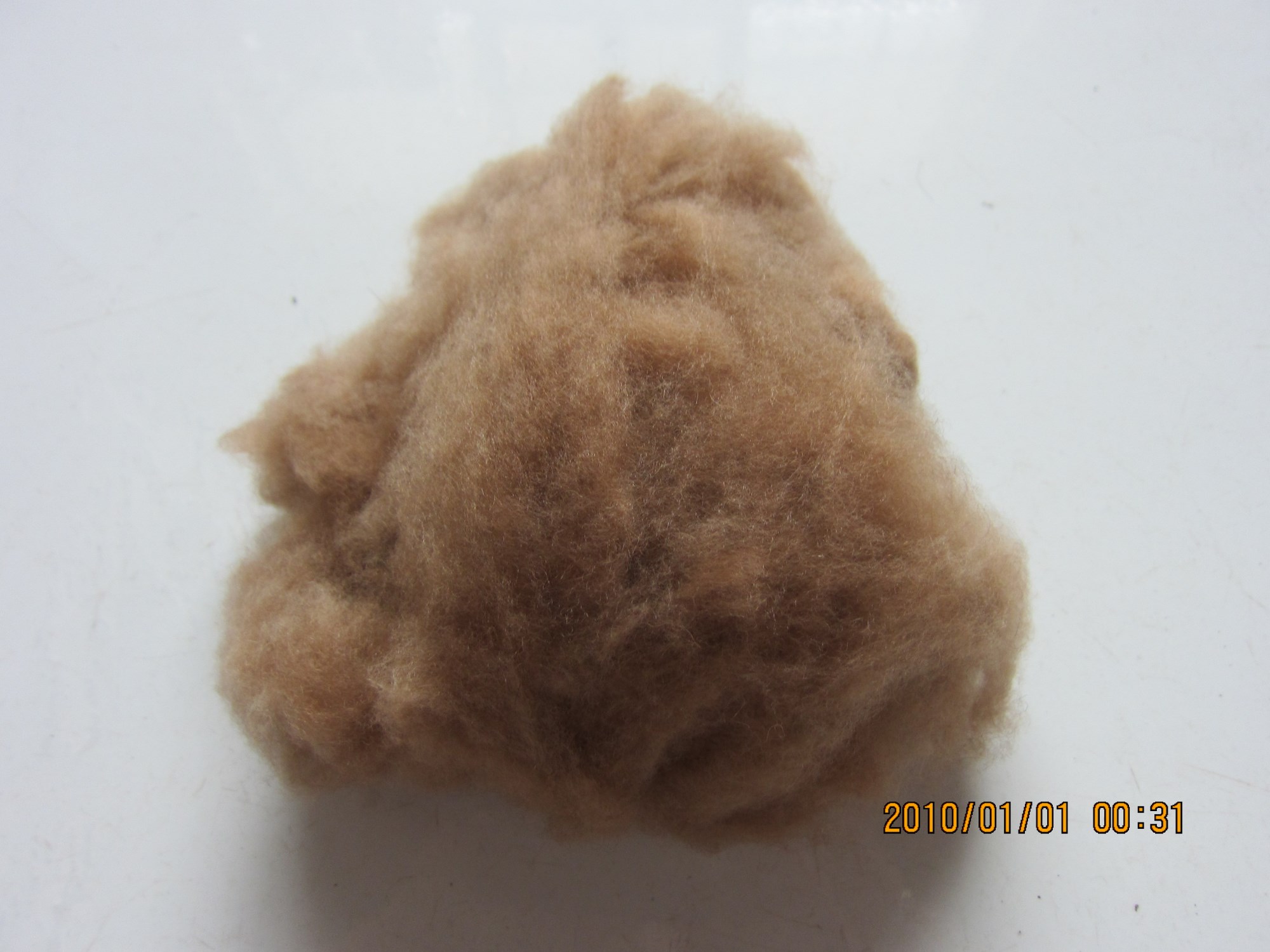 优质精梳细支染色羊绒纺织 纺纱原料 多种颜色染色羊绒