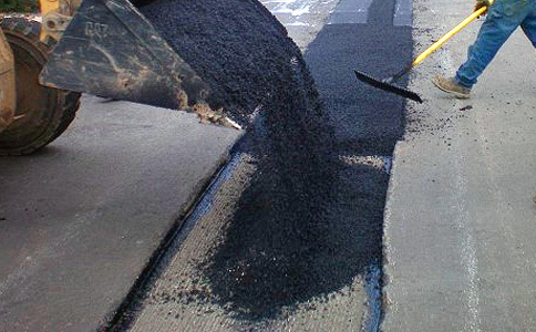 贵州黔南沥青冷补料厂家直销黑色沥青混凝土冷补料