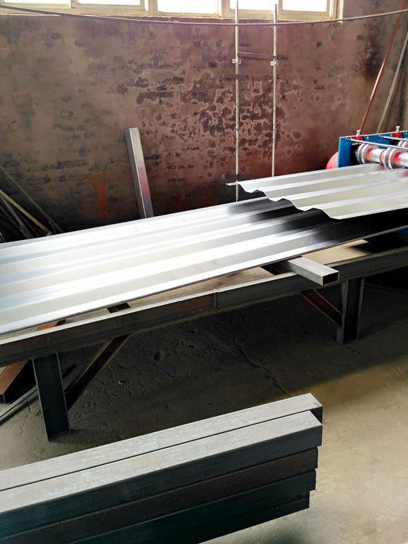 集装箱配件厂家定制标准规格集装箱瓦楞板，活动房侧板
