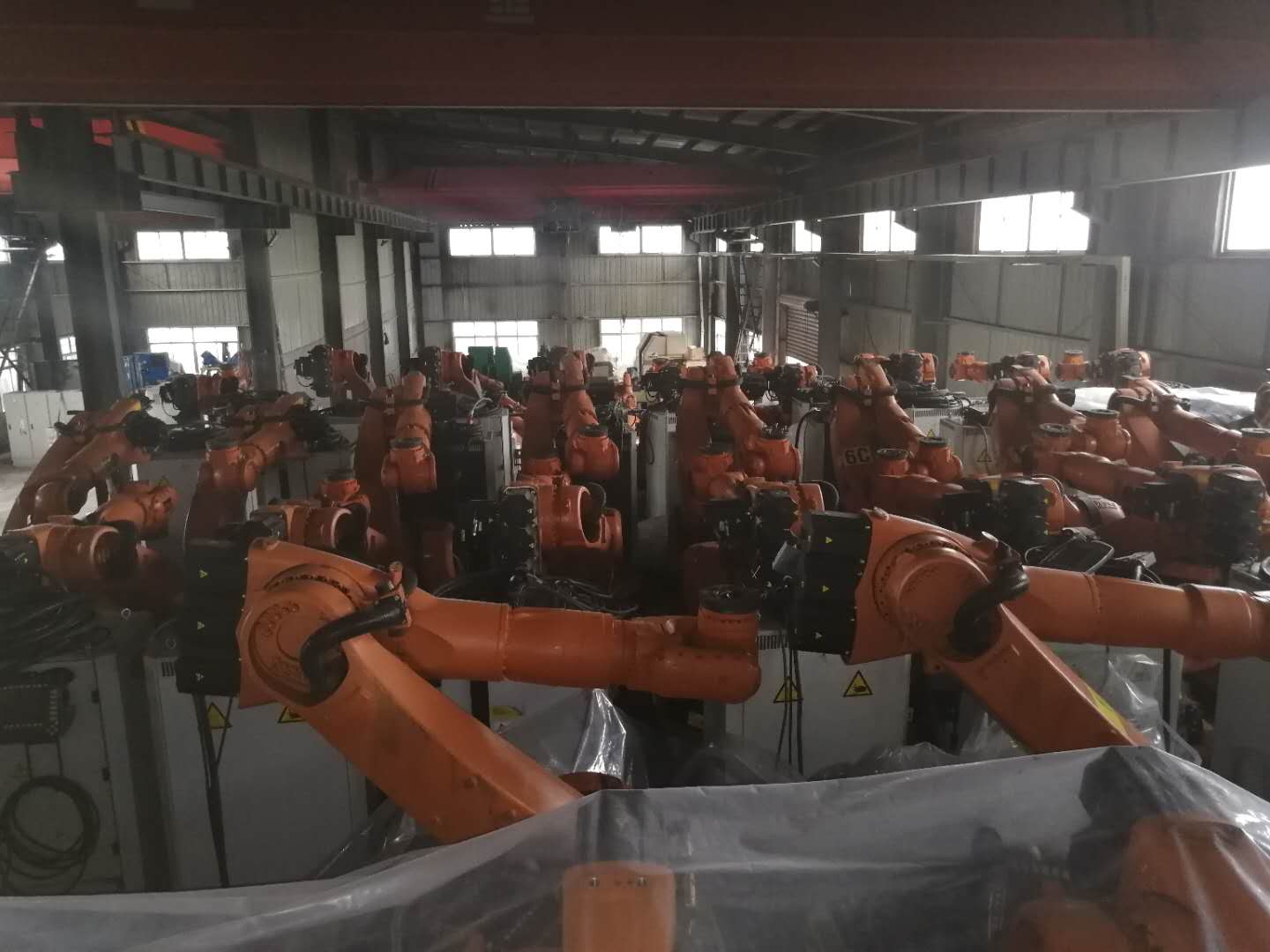 出售9成新德国库卡工业机器人