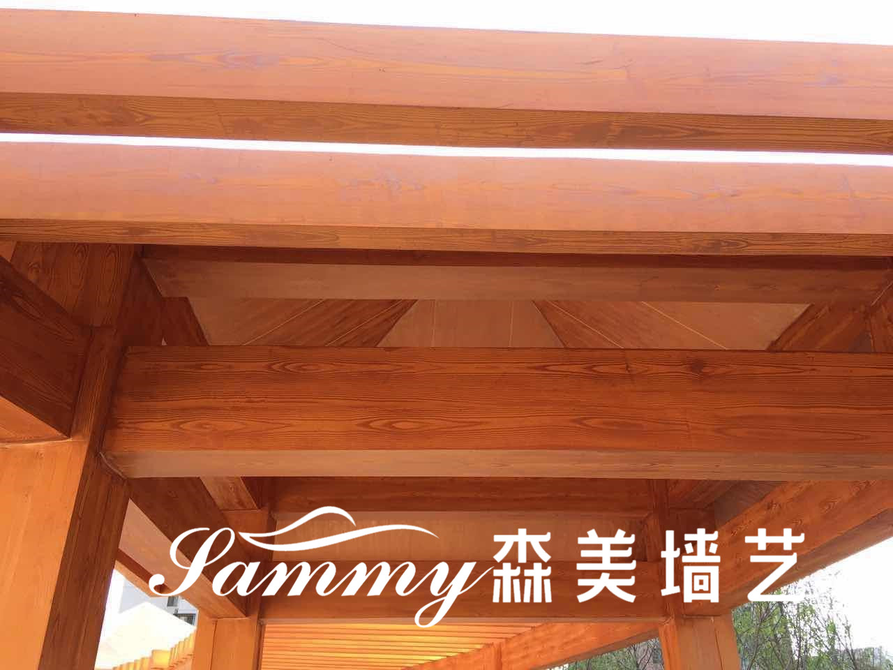 重庆木纹漆施工 究竟该如何减小实木家具出现开裂的概率呢