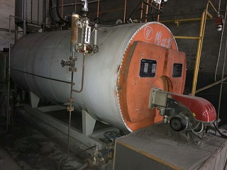 博瑞特2吨13kg燃气锅炉、高效节能器、不锈钢水箱、保养好，备用炉