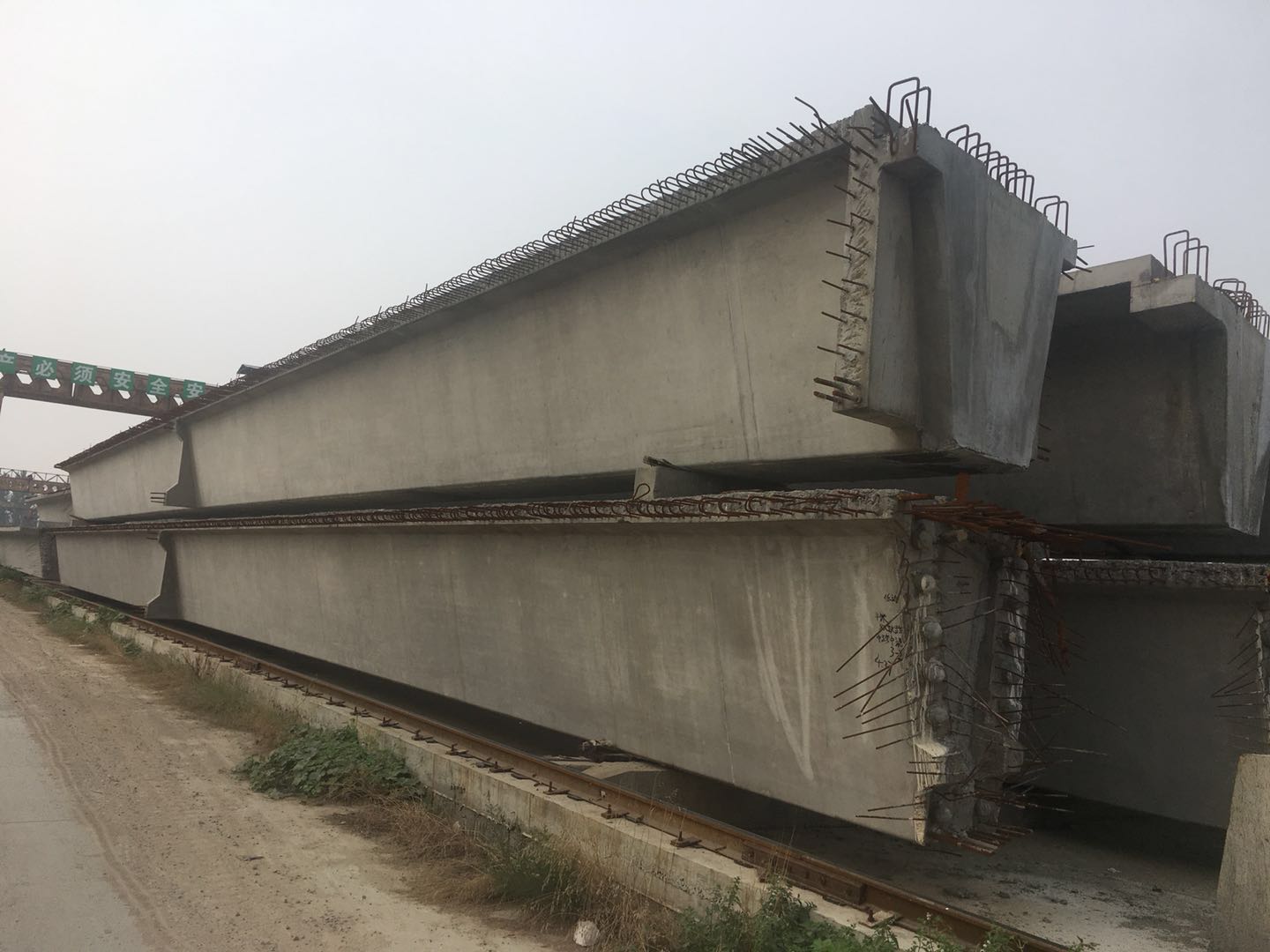 河南桥梁**30米预制混凝土箱梁生产厂家