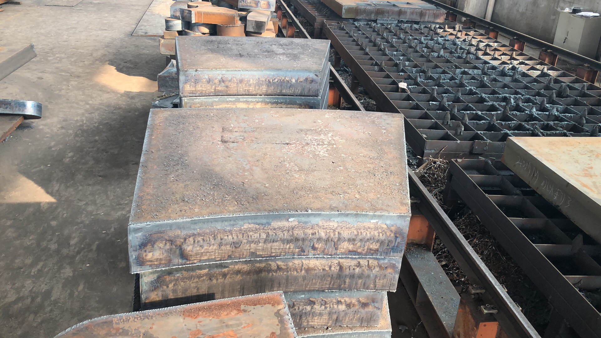 杭州15CrMoR钢板切割-特种钢板下料