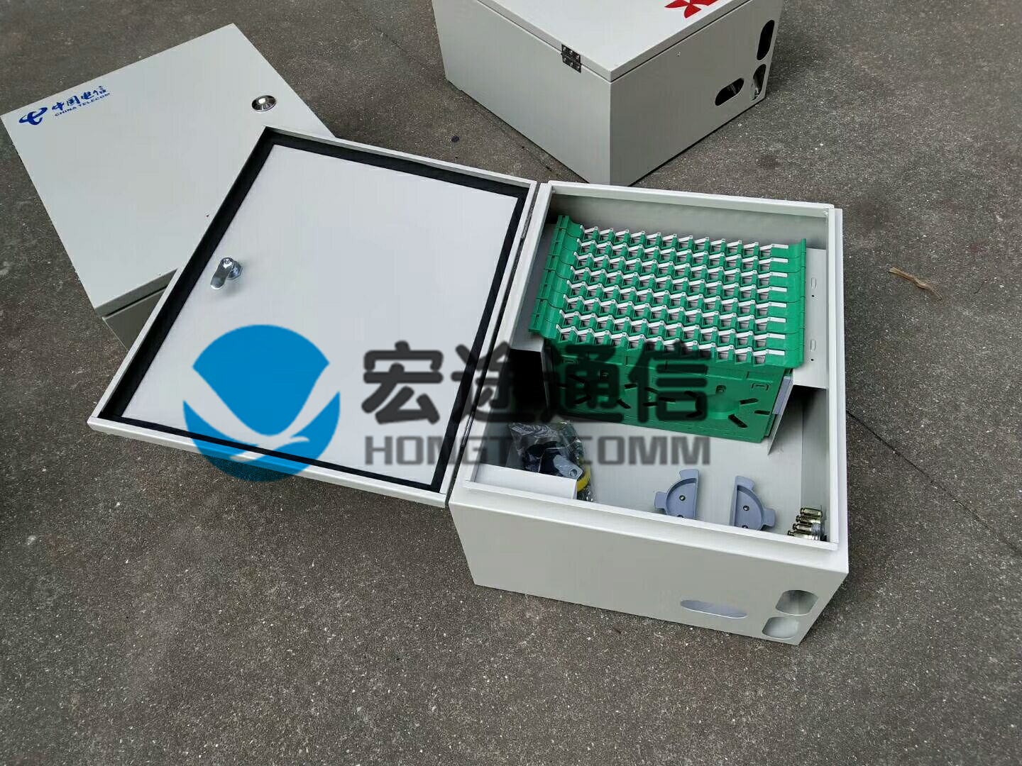 中国电信冷轧板光缆交接箱/72芯光缆交接箱