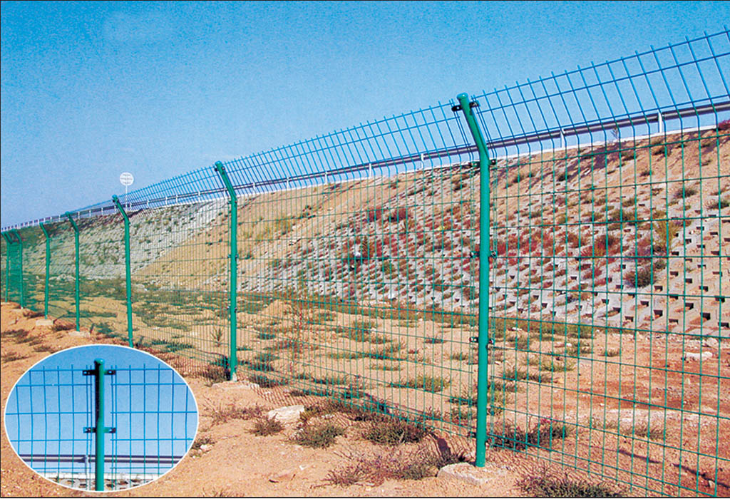 交通安全设施公路防护隔离栅折弯护栏双边丝护栏网厂家价格