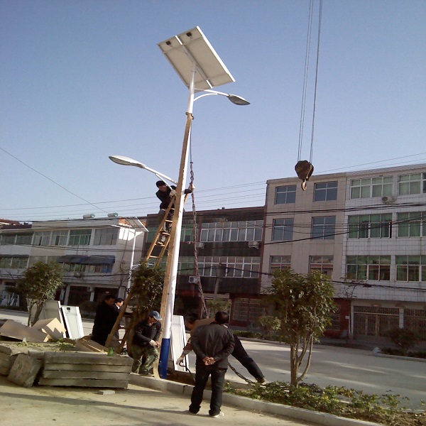 泰州新款太阳能灯厂家