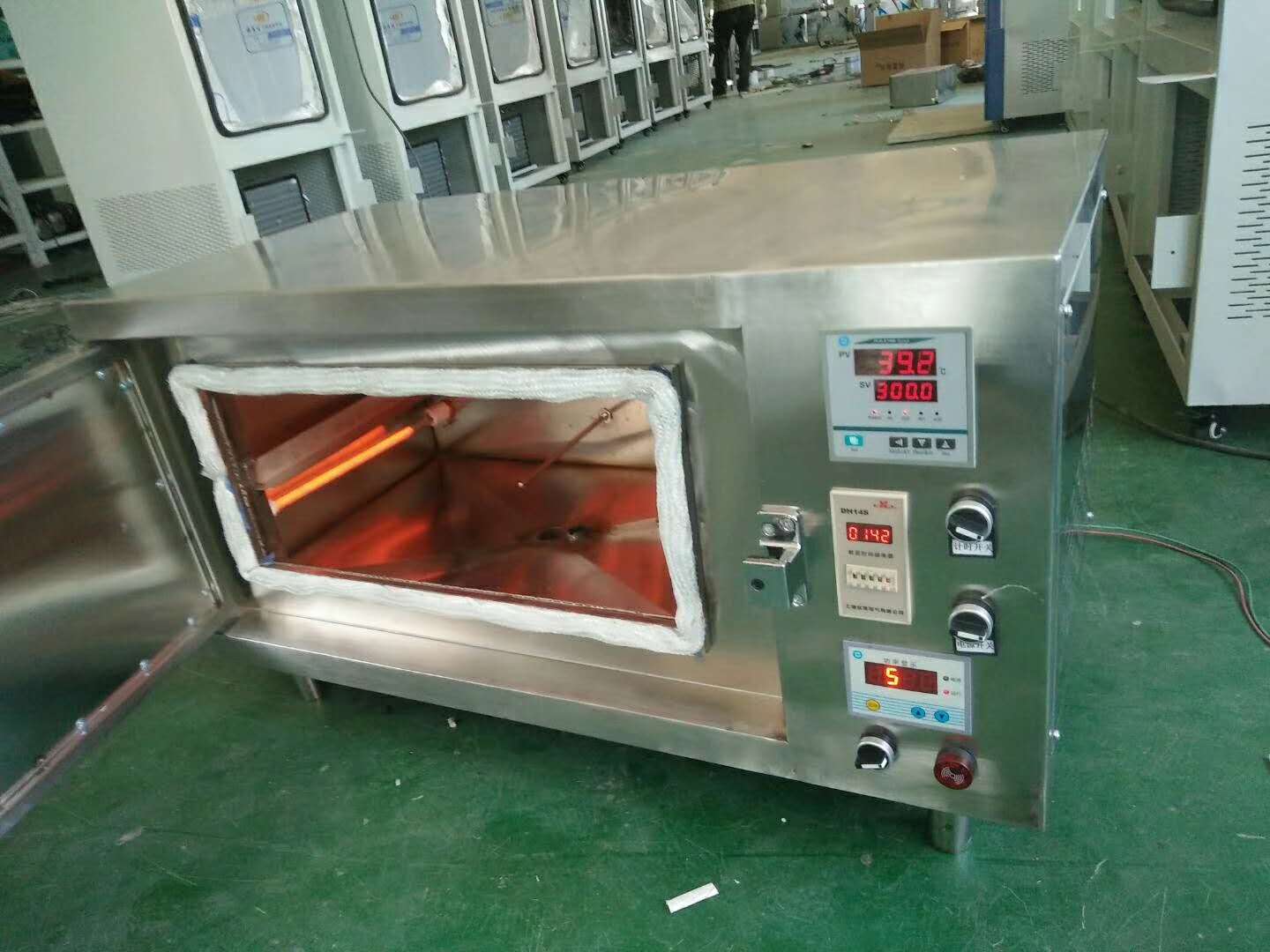 郑州市供应单层水循环烤鱼箱 电烤鱼炉批发商价格