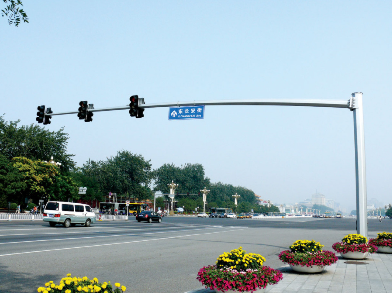 江苏交通杆件生产厂家直销信号杆标志杆