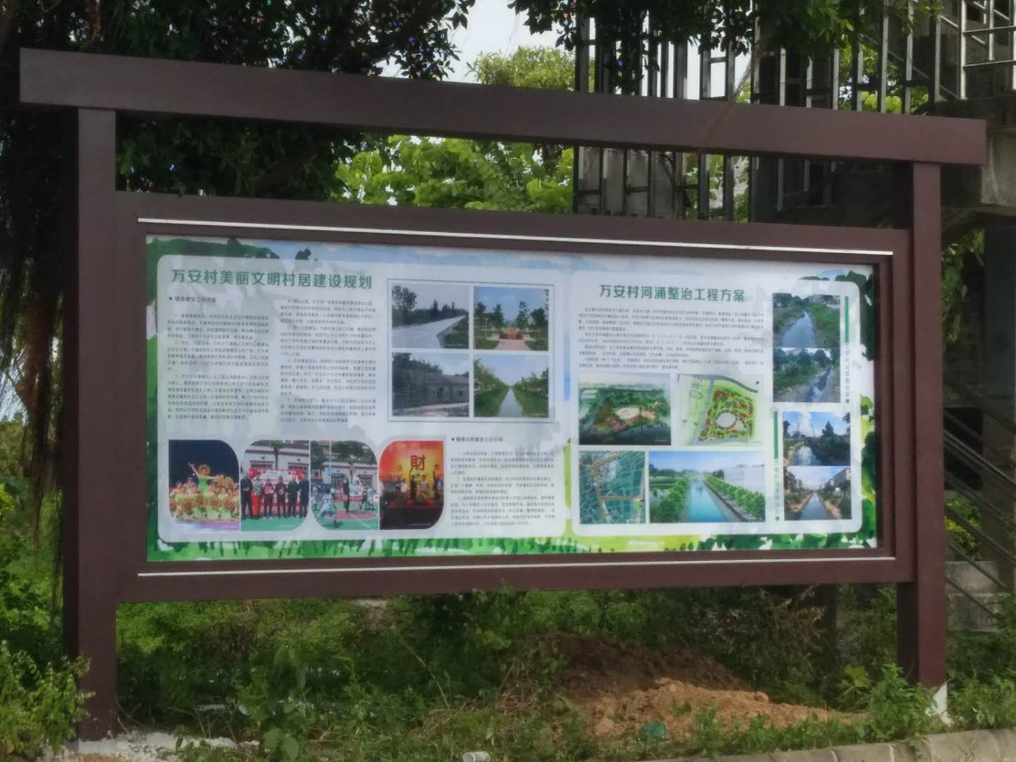 广州厂家定制公园景观小品仿木路牌指示牌,可根据图纸制作