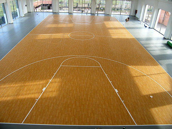 篮球馆**体育运动木地板价格一平米