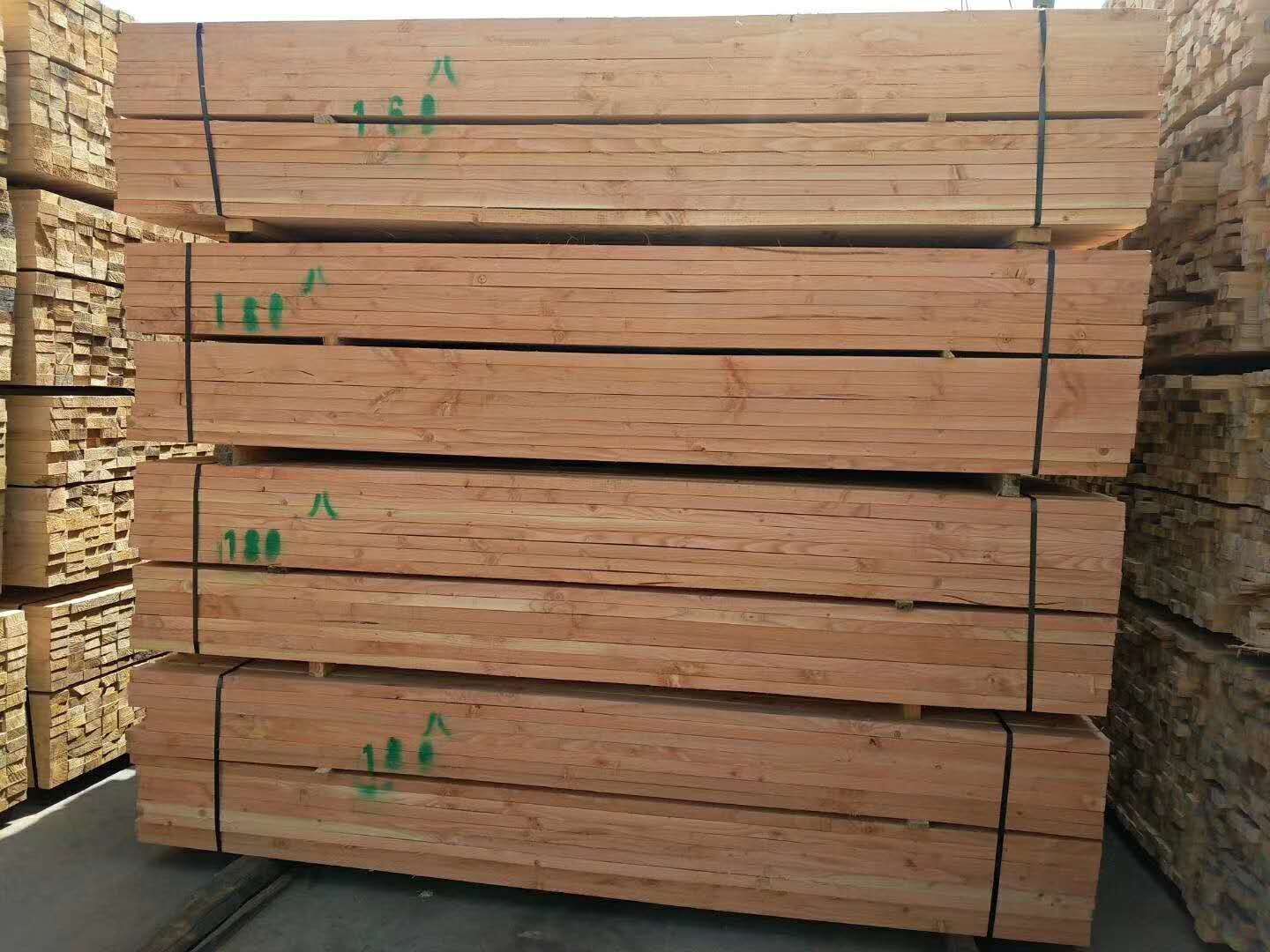 无锡辐射松工地方木板材