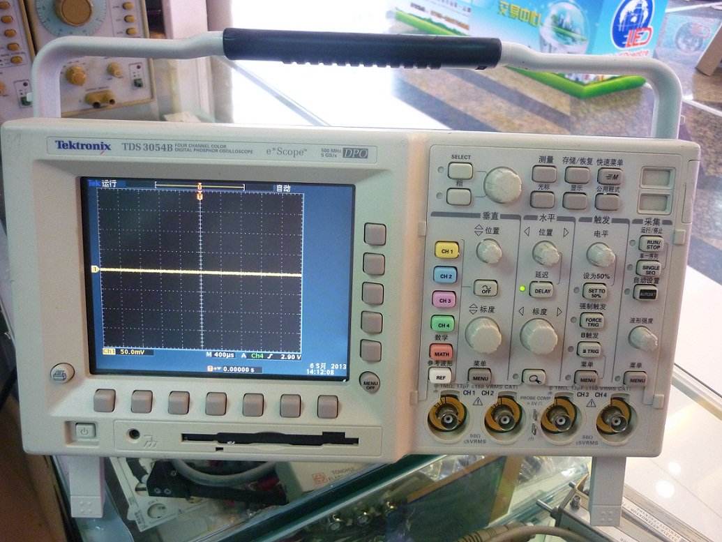 泰克维修 TDS3054B 500M数字示波器