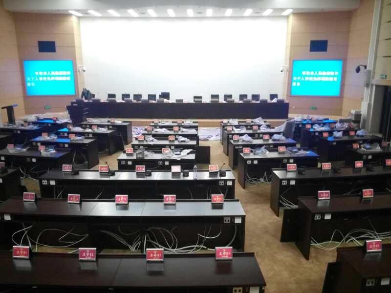 衢州电子桌牌厂家 成员之一无纸化会议体统提供商