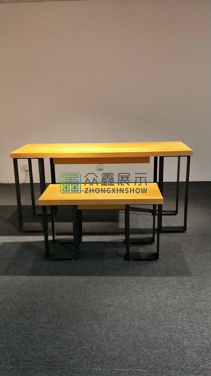新款潮品体验桌 高档木纹体验台 定制展示柜
