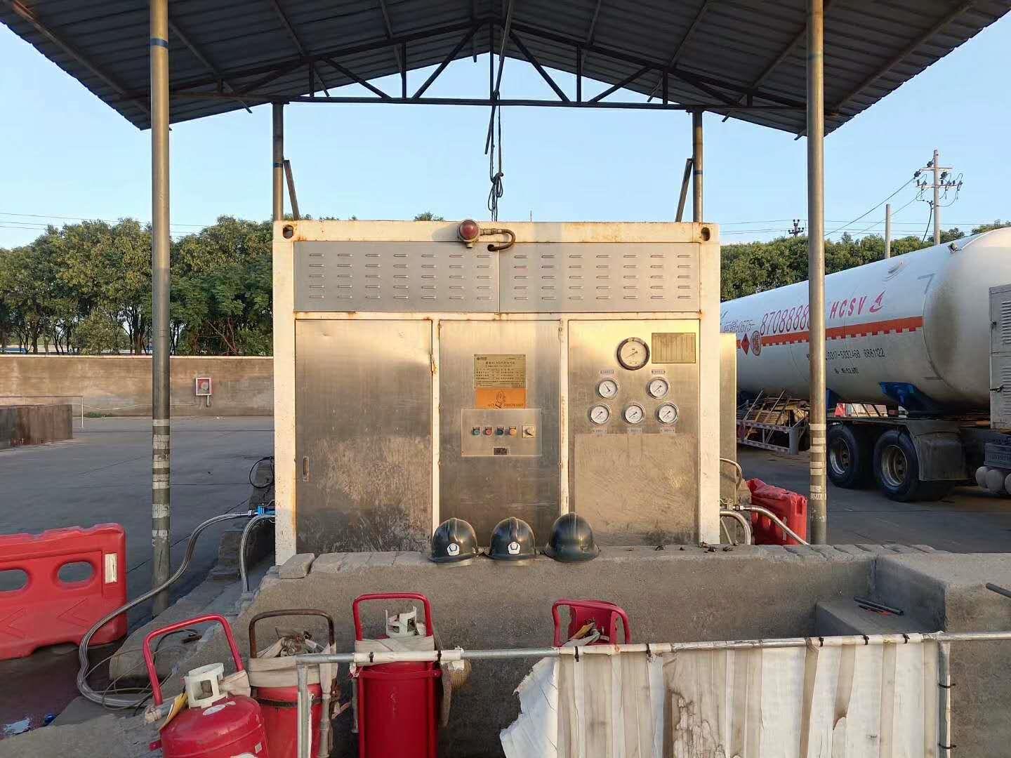 济南富瑞特装撬装式LNG汽车加气站