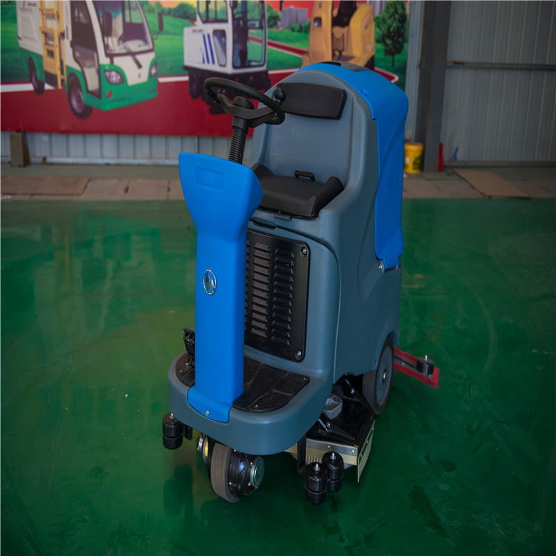 济宁洗地机 价格 车间车库用大型双刷驾驶式洗地机厂家