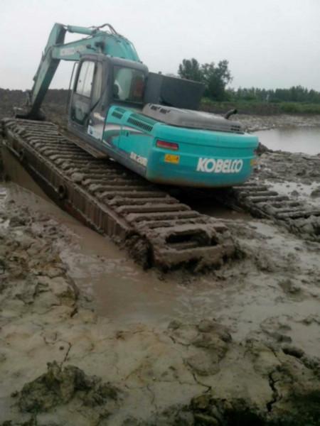广西省南宁特种水陆两用挖掘机租赁水利开发建设