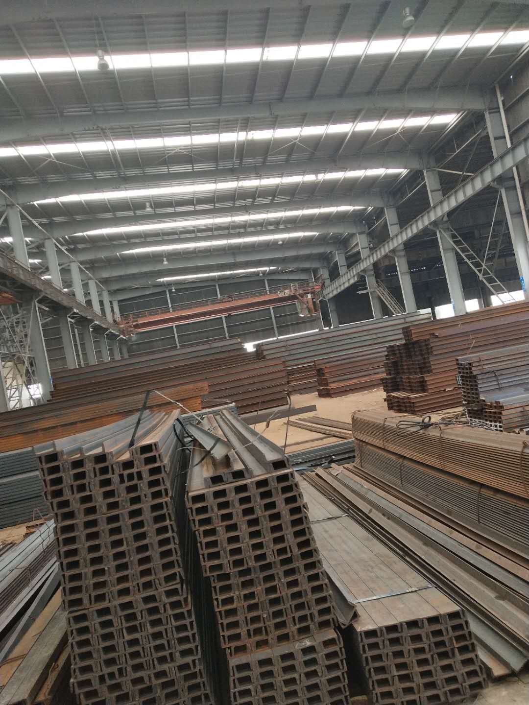 温州--进口外标槽钢--谦广供应-钢结构的立柱、横梁和梯架，电气工程一般制作基础埋件