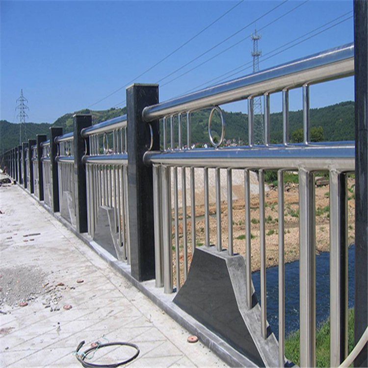 道路桥梁河道景观护栏 景区防护栏 不锈钢复合管厂家直销