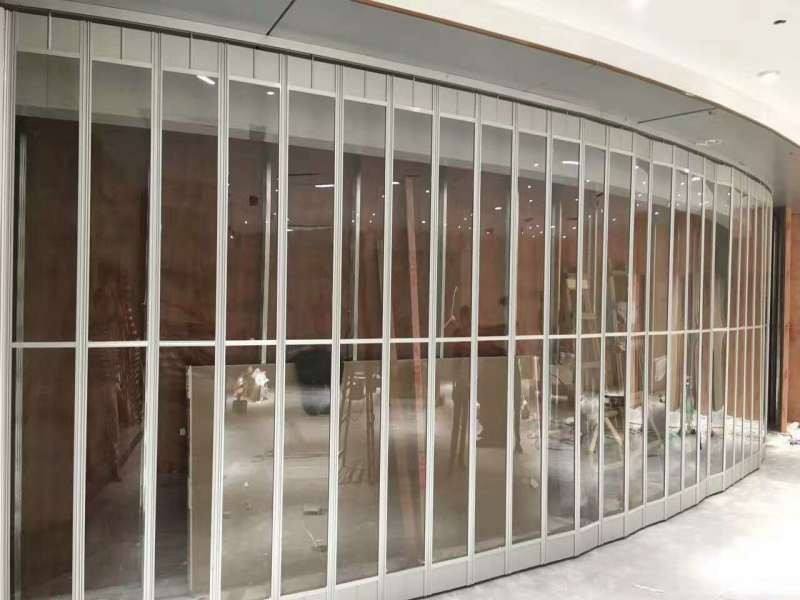 扬州折叠门侧向门铝合金包框PVC包框同城免费设计安装