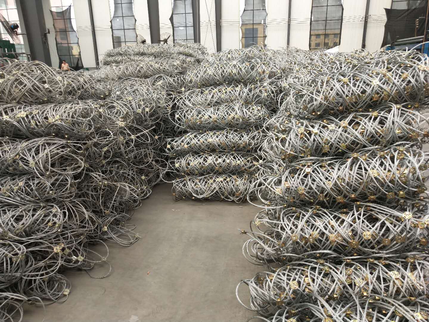 厂家生产主动防护网 山坡防护钢丝绳网价格 主动边坡防护网厂家