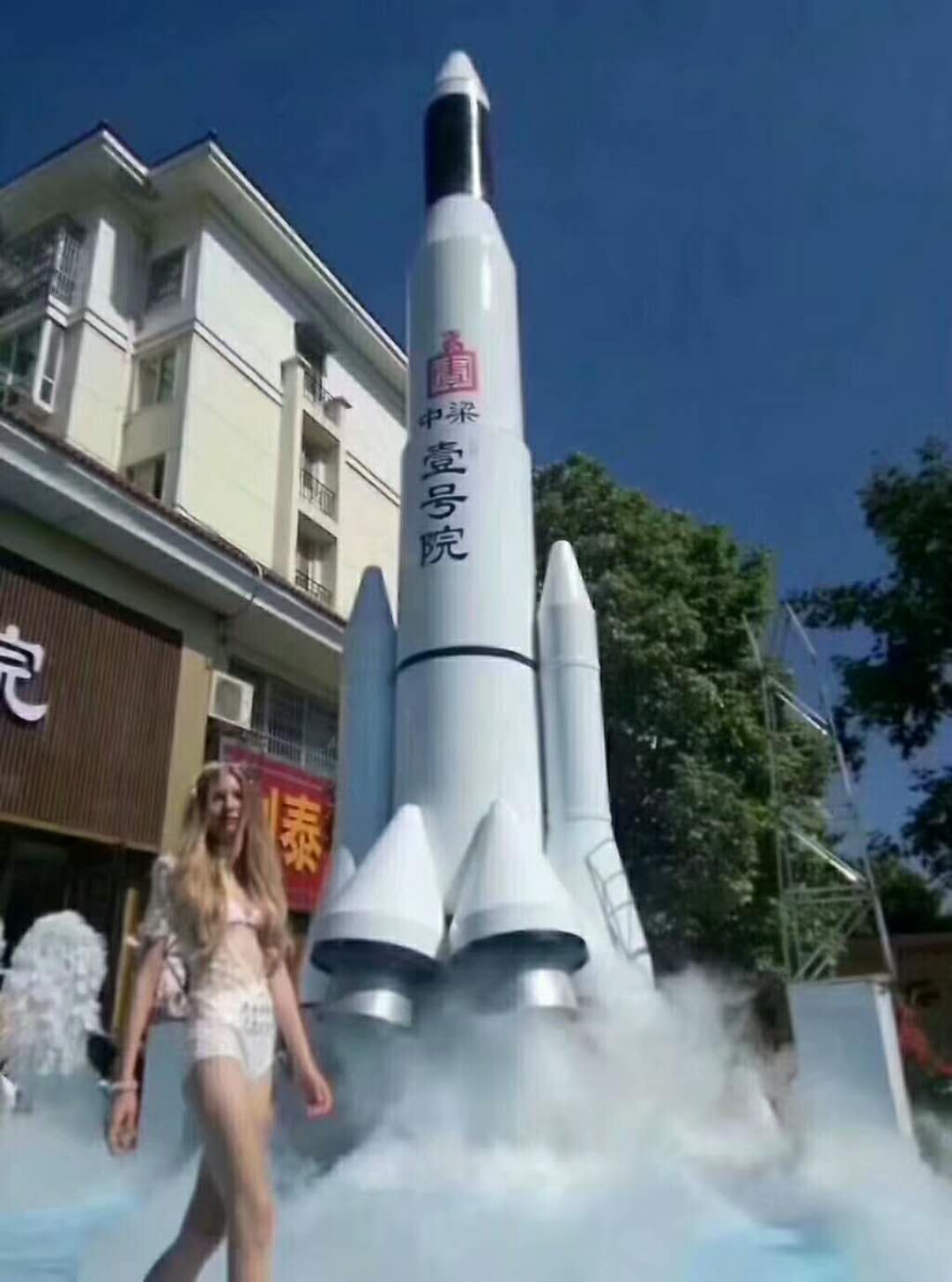 十一国庆空档升空启动火箭出租，低价现货出租军事展模型仿真道具