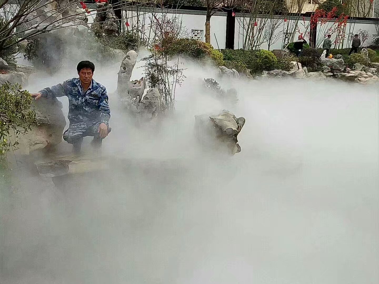 自然人造景观生态园植物园人造雾喷泉地和舞场露天餐厅喷雾人造雾