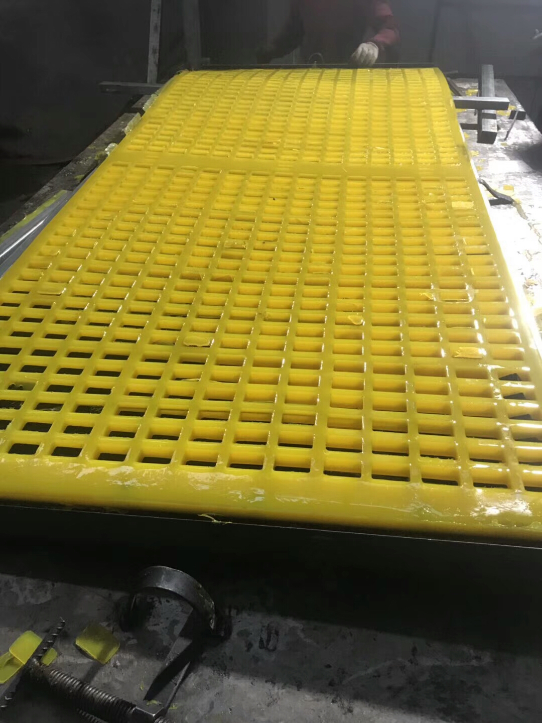 聚氨酯筛网 耐磨聚氨酯筛板 加工定制聚氨酯条缝网 矿用